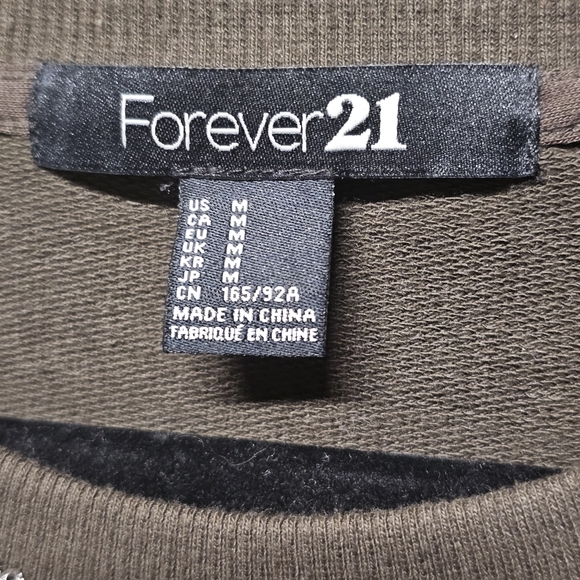 3/$25 Forever 21 | Army Green Sequined Sweatshirt size Medium - Picture 3 of 8